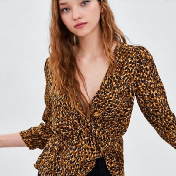 ZARA TRF LEOPARD PRINT FAUX WRAP BLOUSE SZ. S - Picture 2 of 4